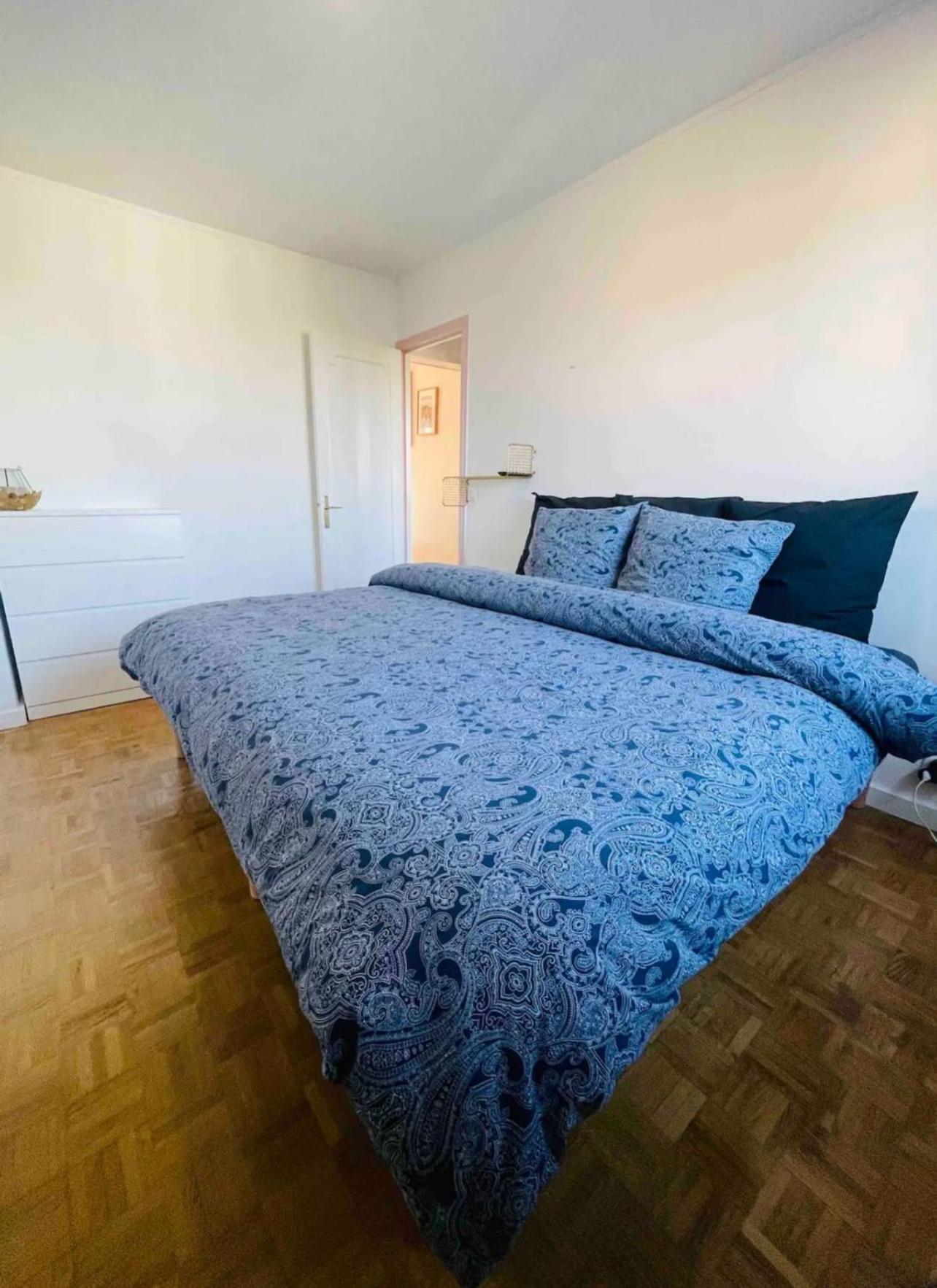 Modern 2 Bedroom Apartment Near Paris Metro, Giant Flat Screen Tv 85 Inches, Balcony, Free Parking 이브리쉬르센 외부 사진